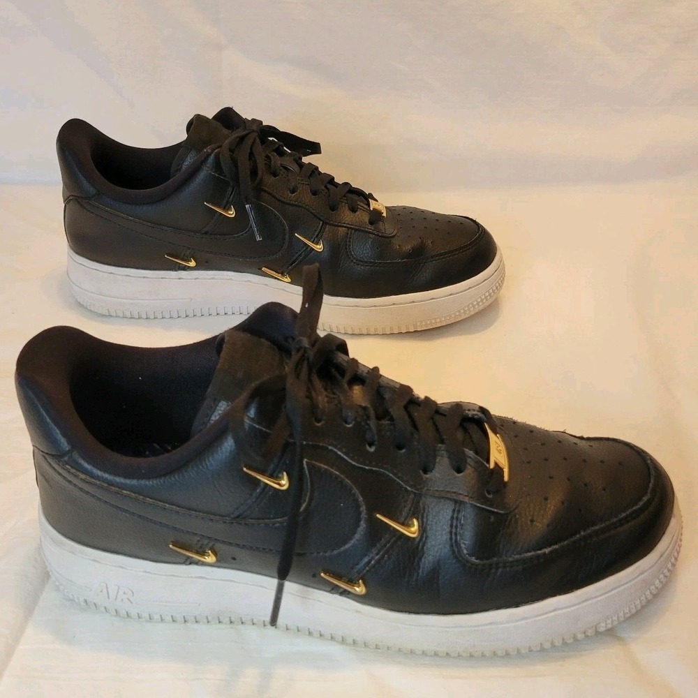 Nike Air Force 1 LX Black Gold Metallic Sisterhood Women's 9 Sneakers‎ CT1990